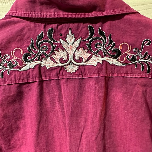 Cowgirl Legend Burgundy Size Small - Picture 9 of 14